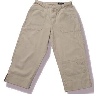 Xhilaration Khaki Cargo Capri Pants Women’s Size 5 High Rise Cotton